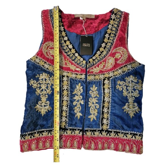 NWT GENERATION FORMALS Blue/Red/Gold Velvet Embroidered Vest/Koti Size 12 - Picture 4 of 5
